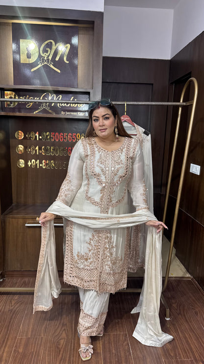 Aafiya Pure Chunon Pakistani Suit