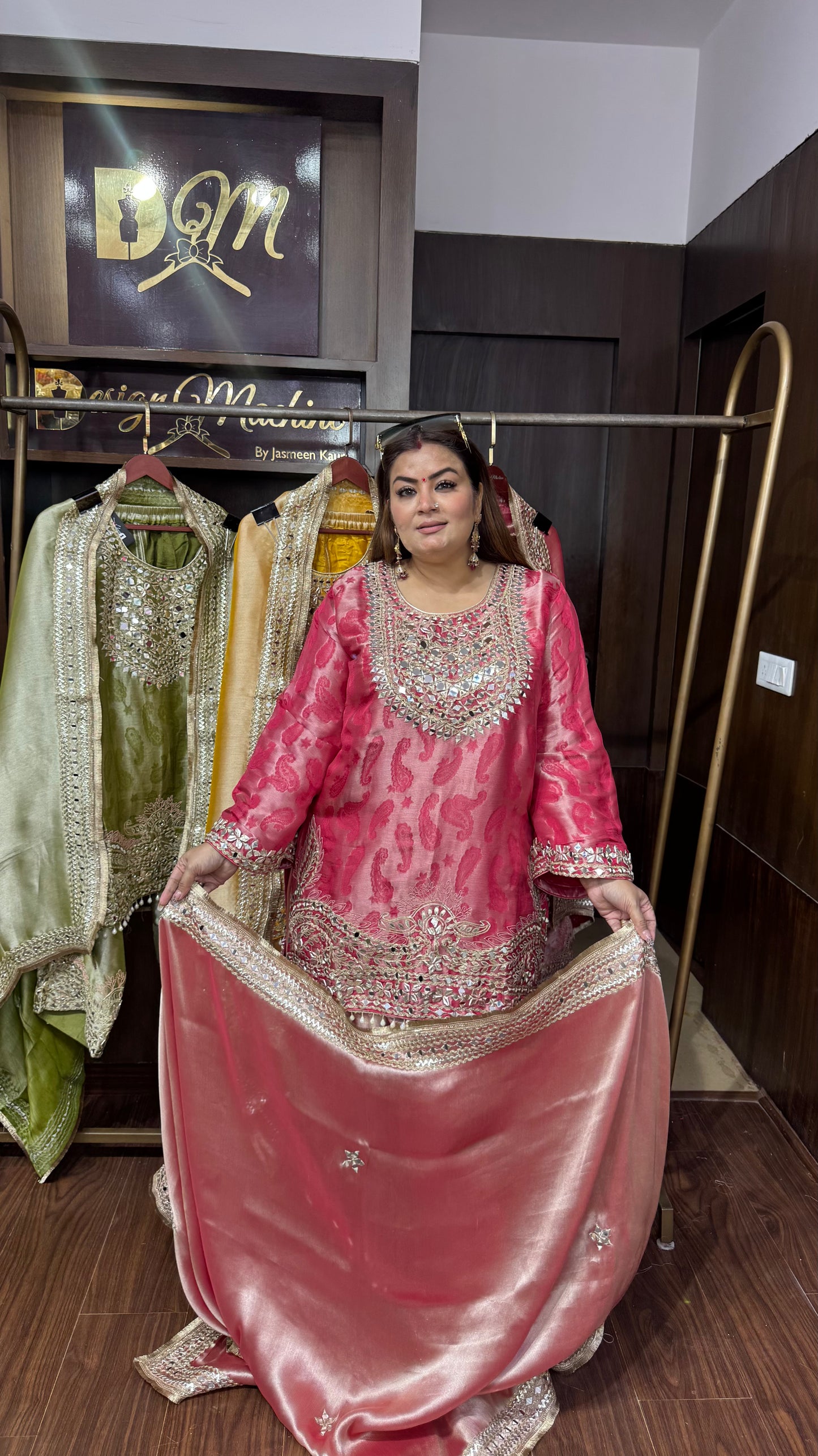 Ishika (Ziraff Tissue Farshi Salwar Suit)