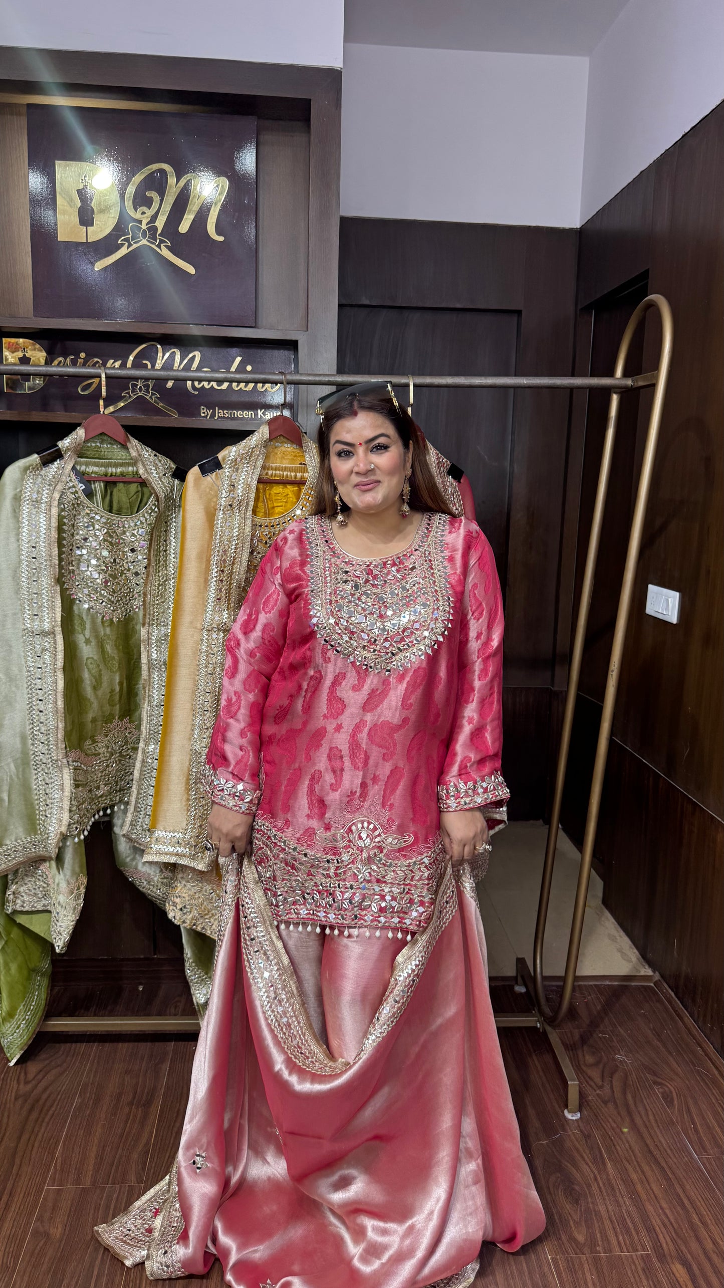 Ishika (Ziraff Tissue Farshi Salwar Suit)