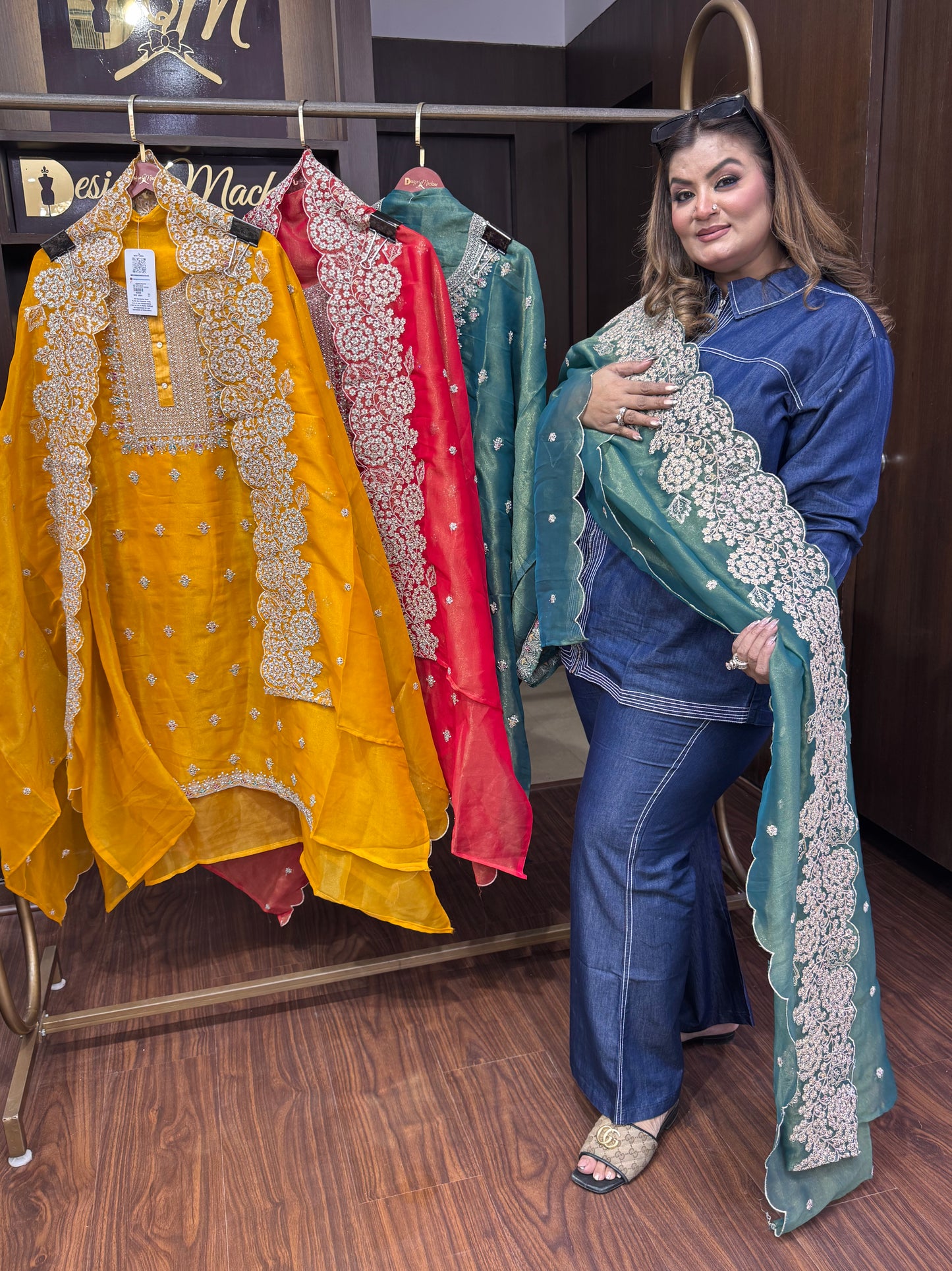Sahaira (Unstitch Suit)