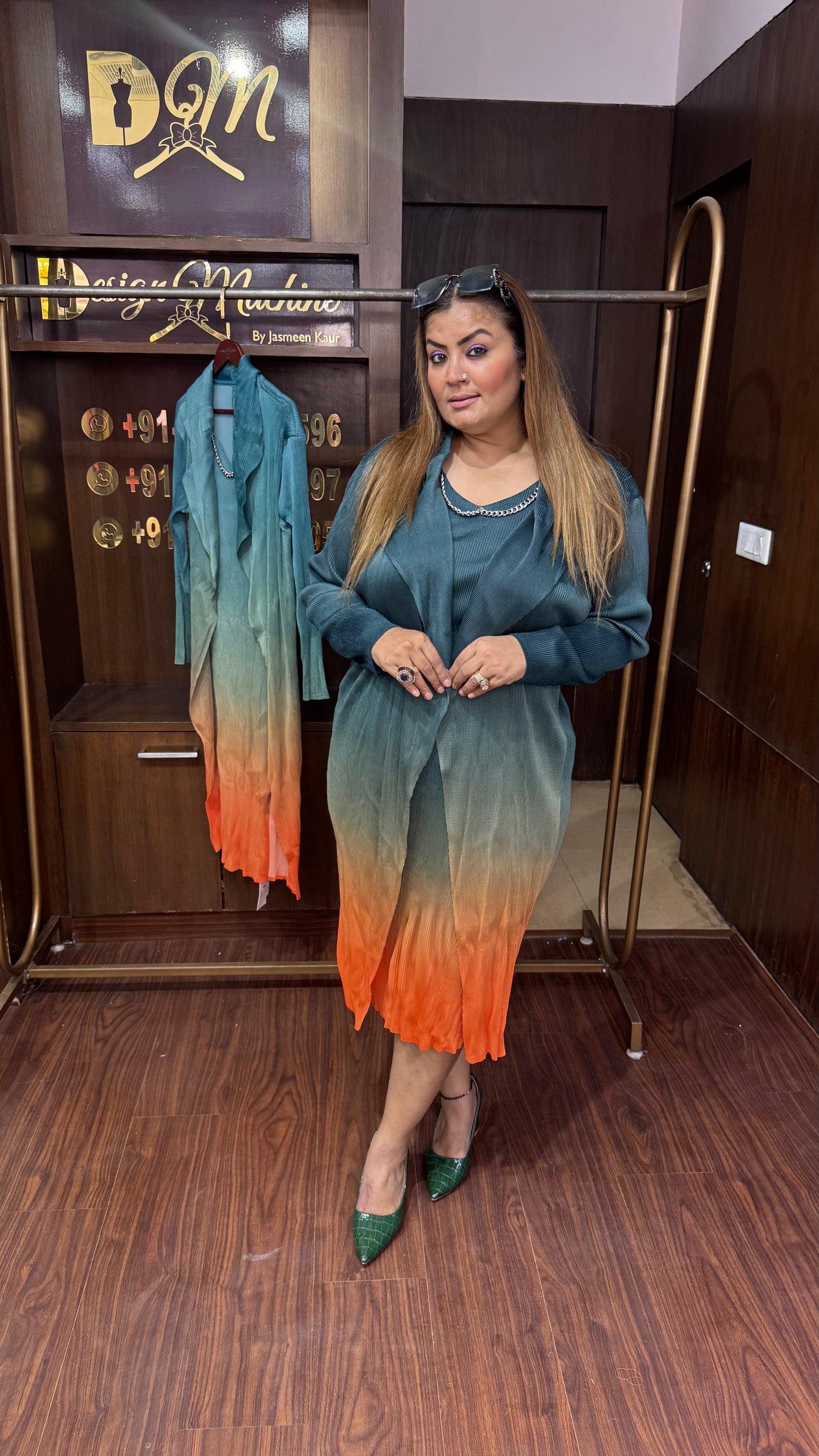 Hoor (Magic Dress)
