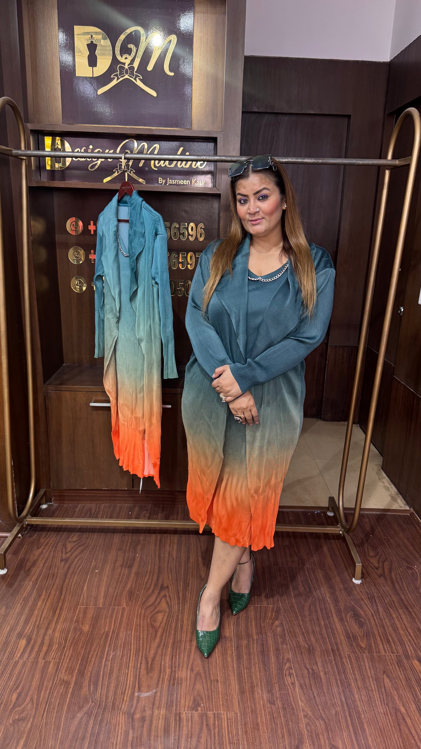 Hoor (Magic Dress)