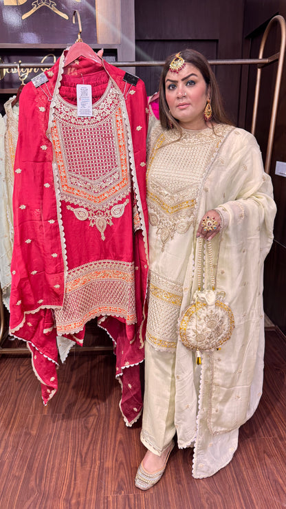 Mahira Royal (Stitch Suit)