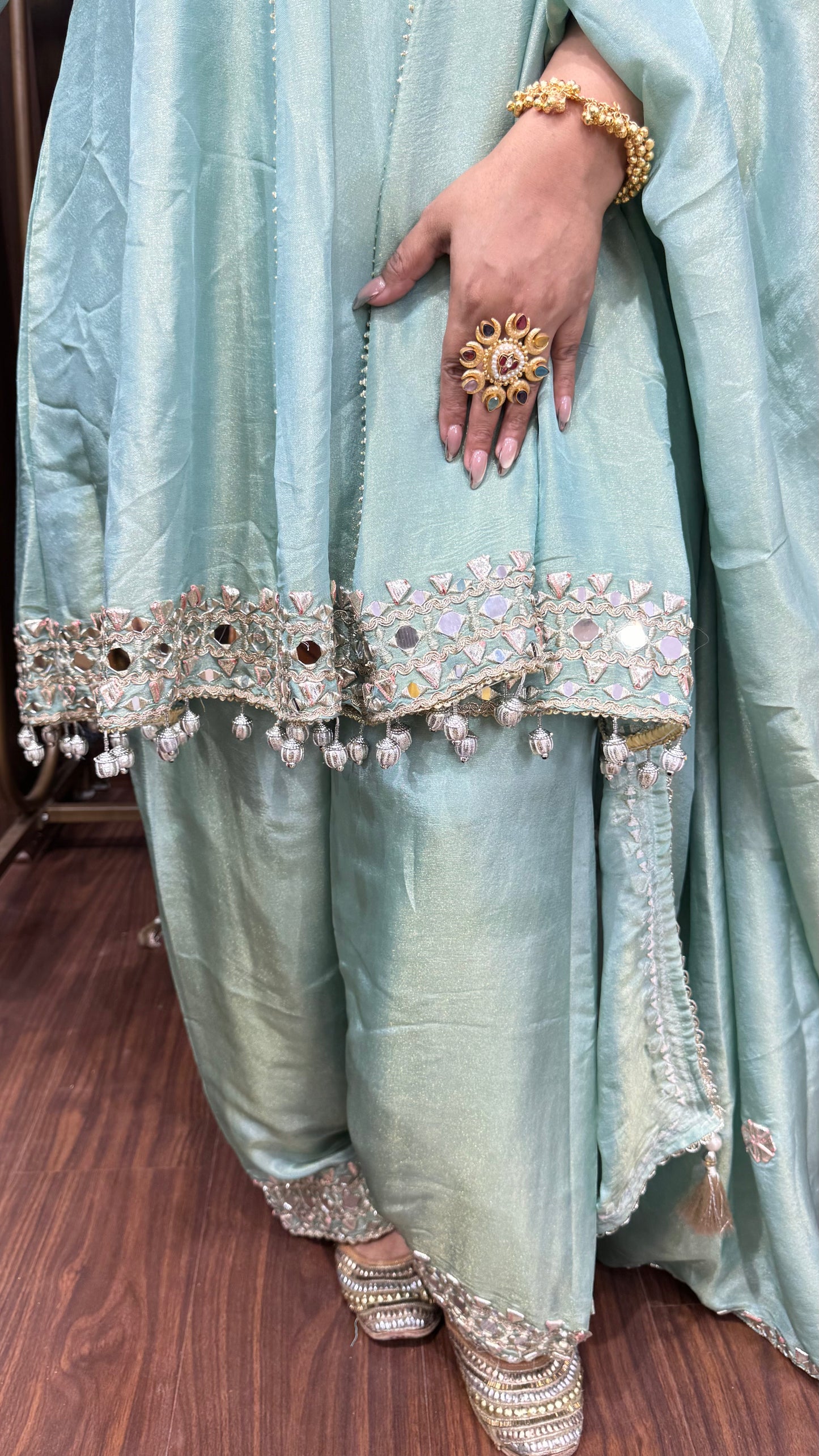Qanvya (Stitch Suit)