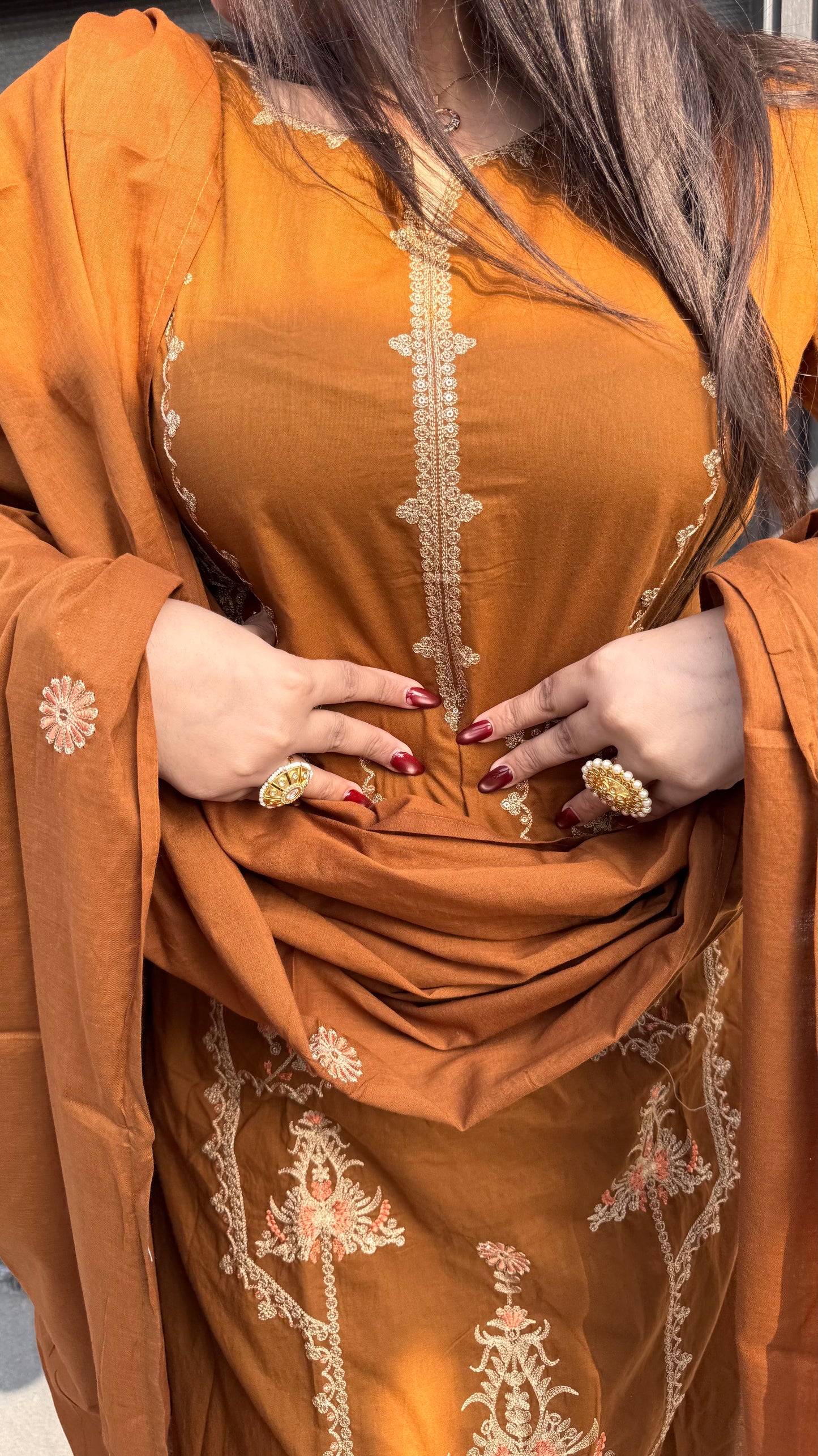 Zyvara (Cotton Suit)