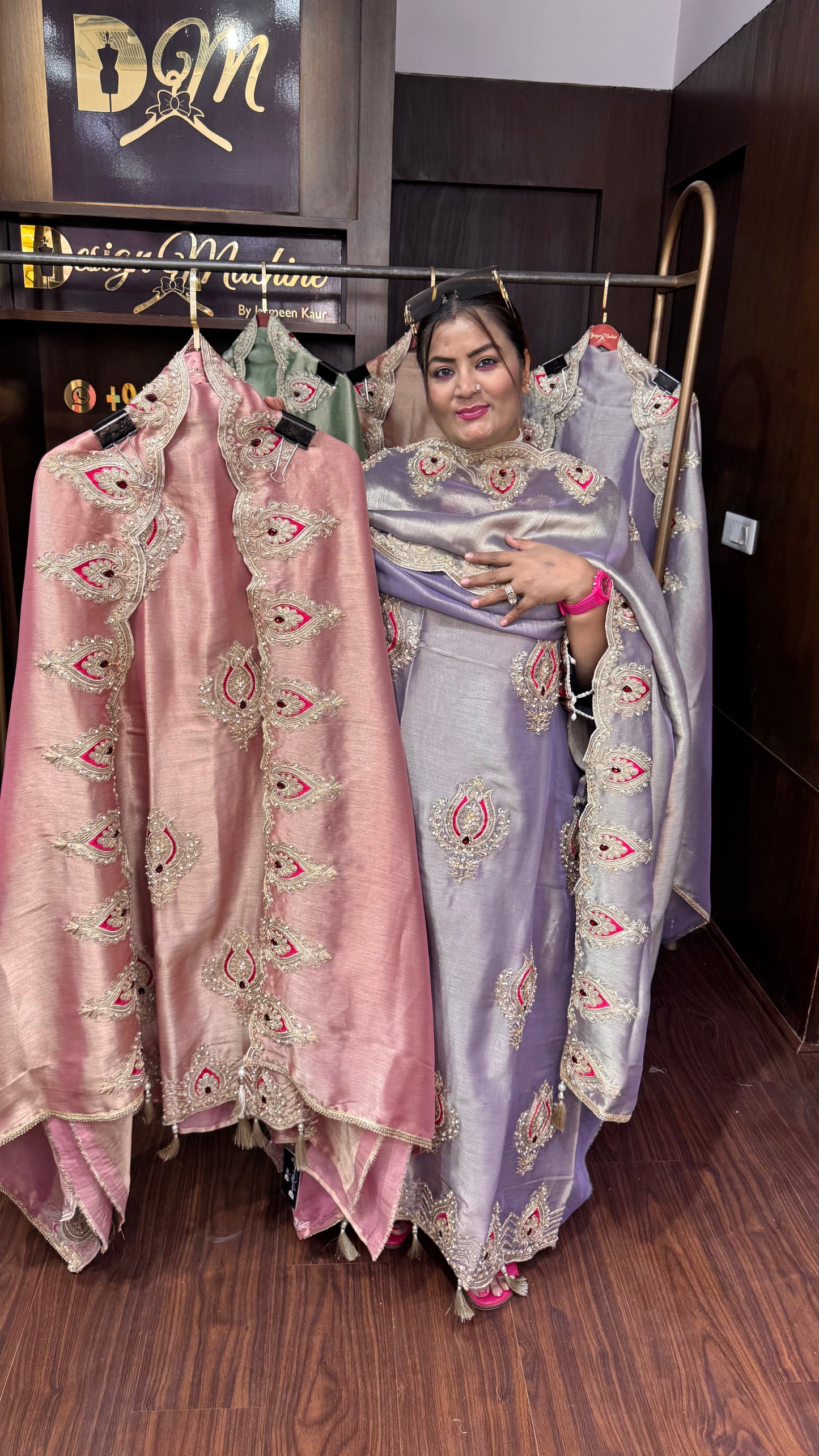 Aanya (Glass Tissue Unstitch Suit)