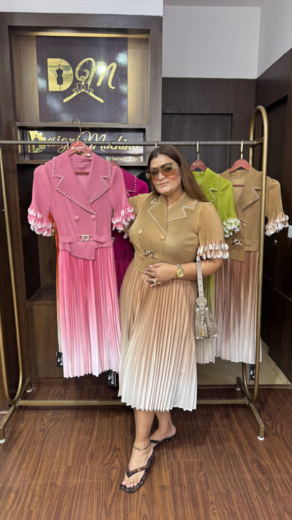 Viona (Magic Dress)