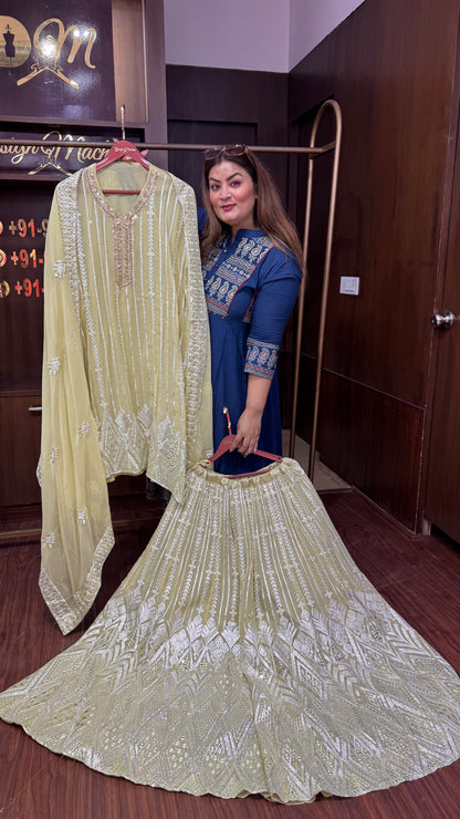 Navisha (Semi-Stitched Suit)