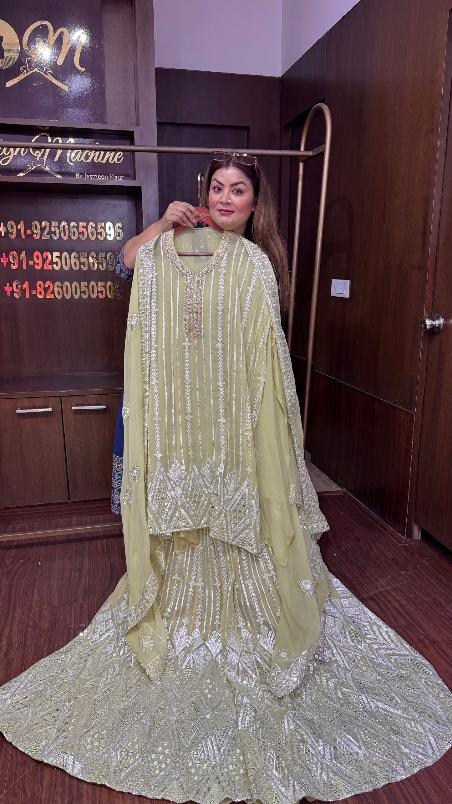 Navisha (Semi-Stitched Suit)