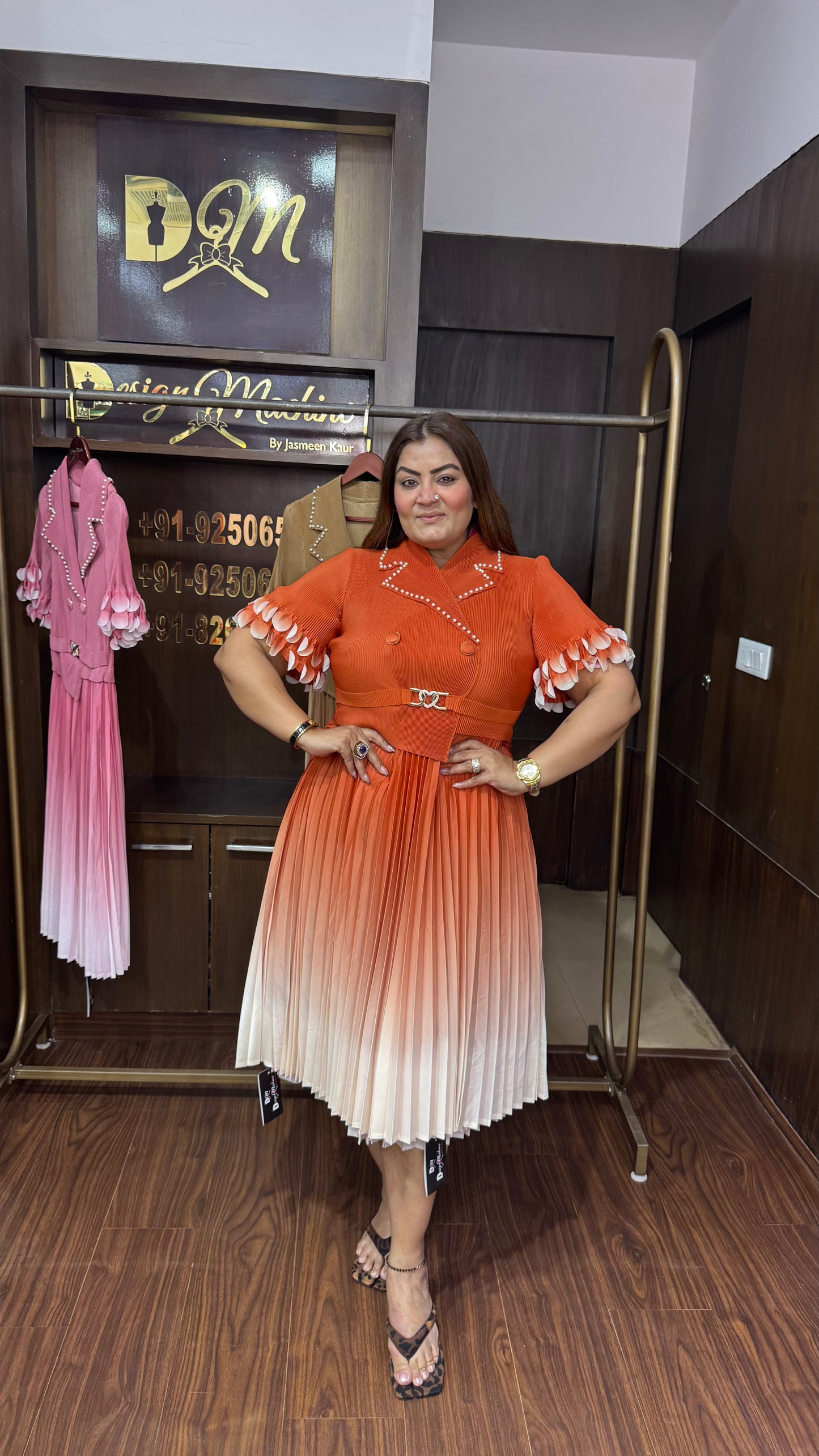 Viona (Magic Dress)
