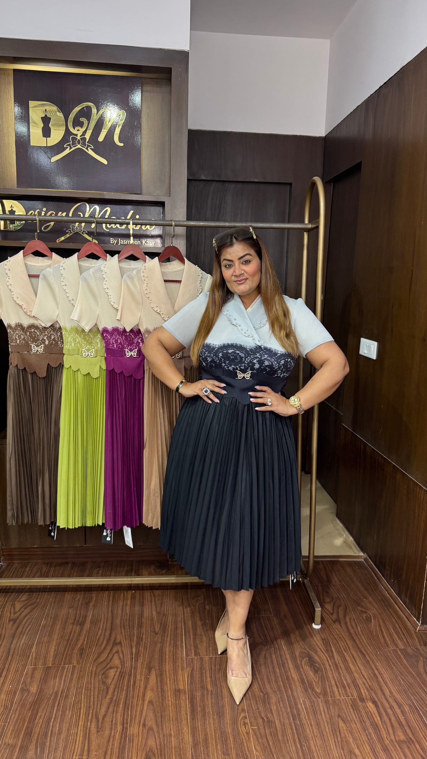 Azmera (Magic Dress)