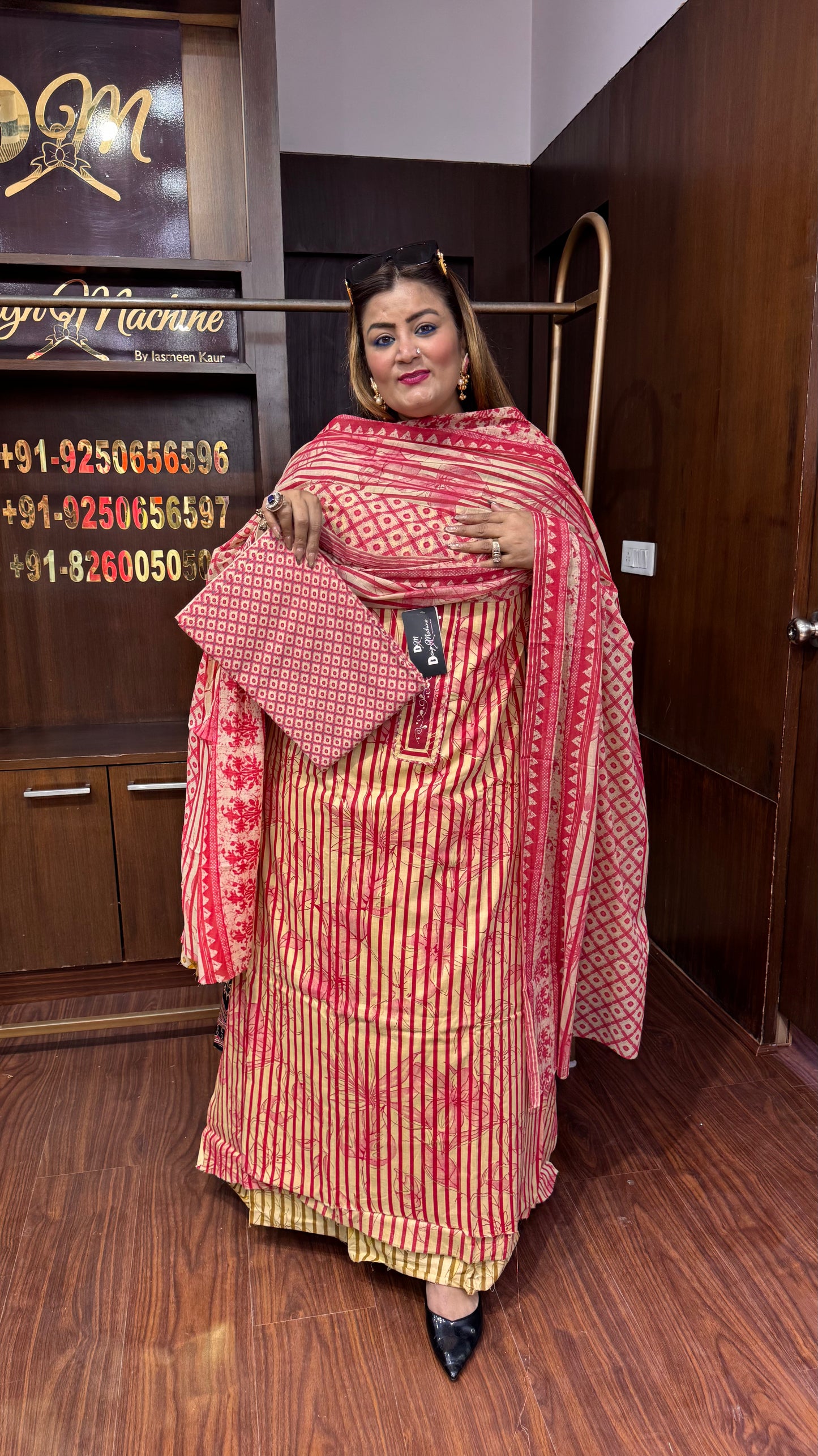 Oshvya (Unstitched Suit)