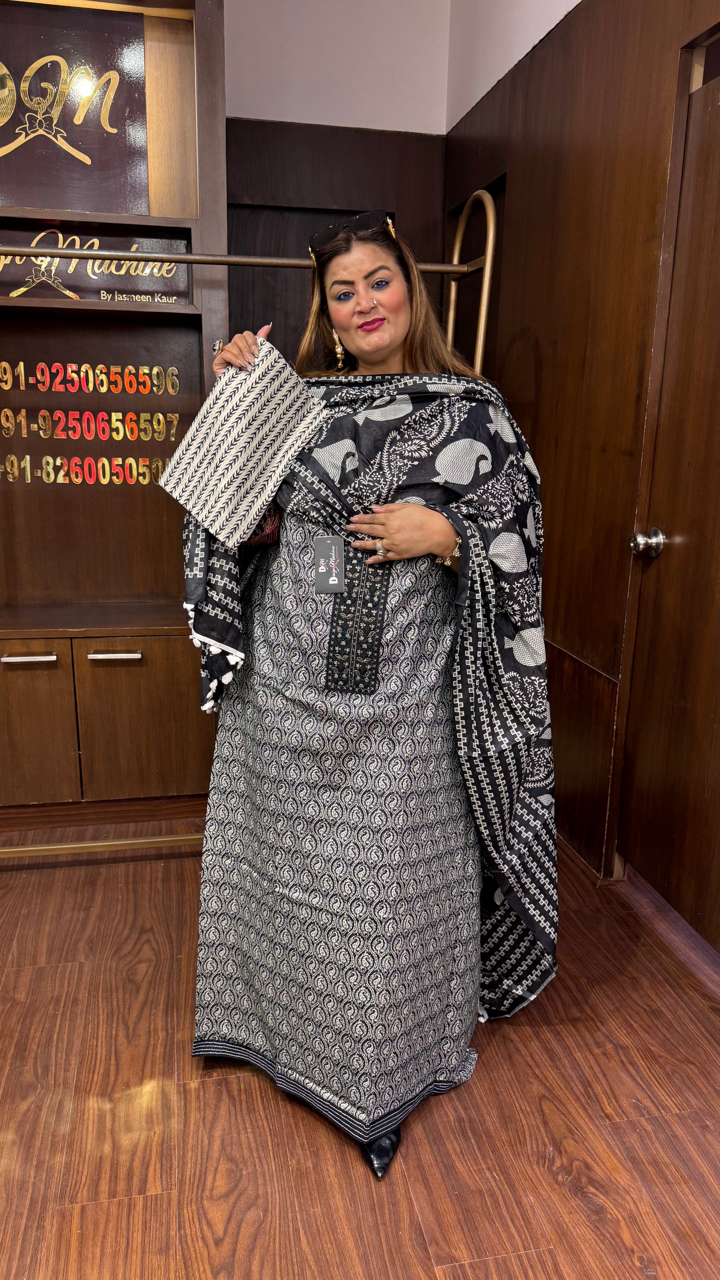 Tivara (Unstitch Suit)