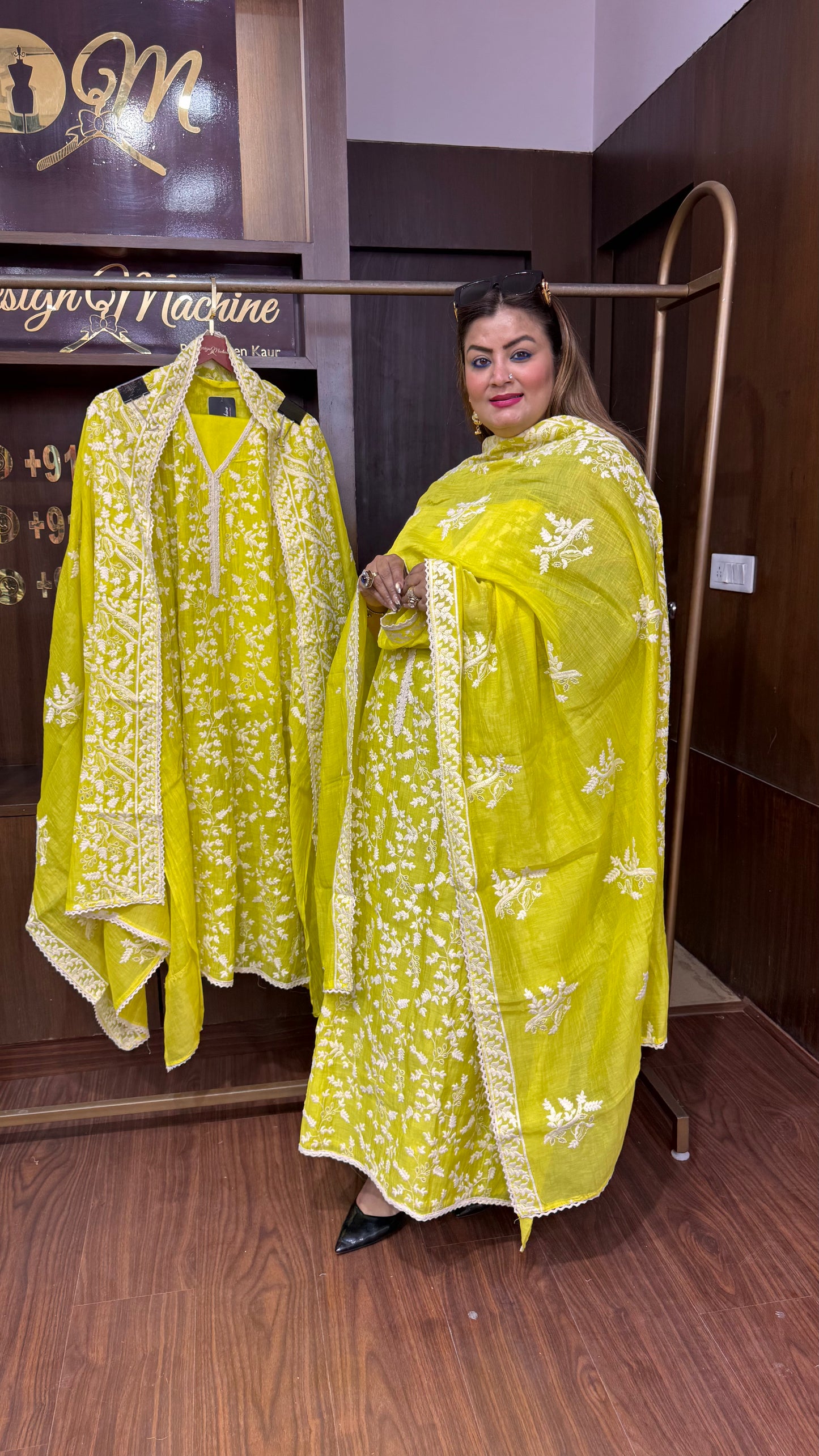 Avnisha (Unstitched Suit)