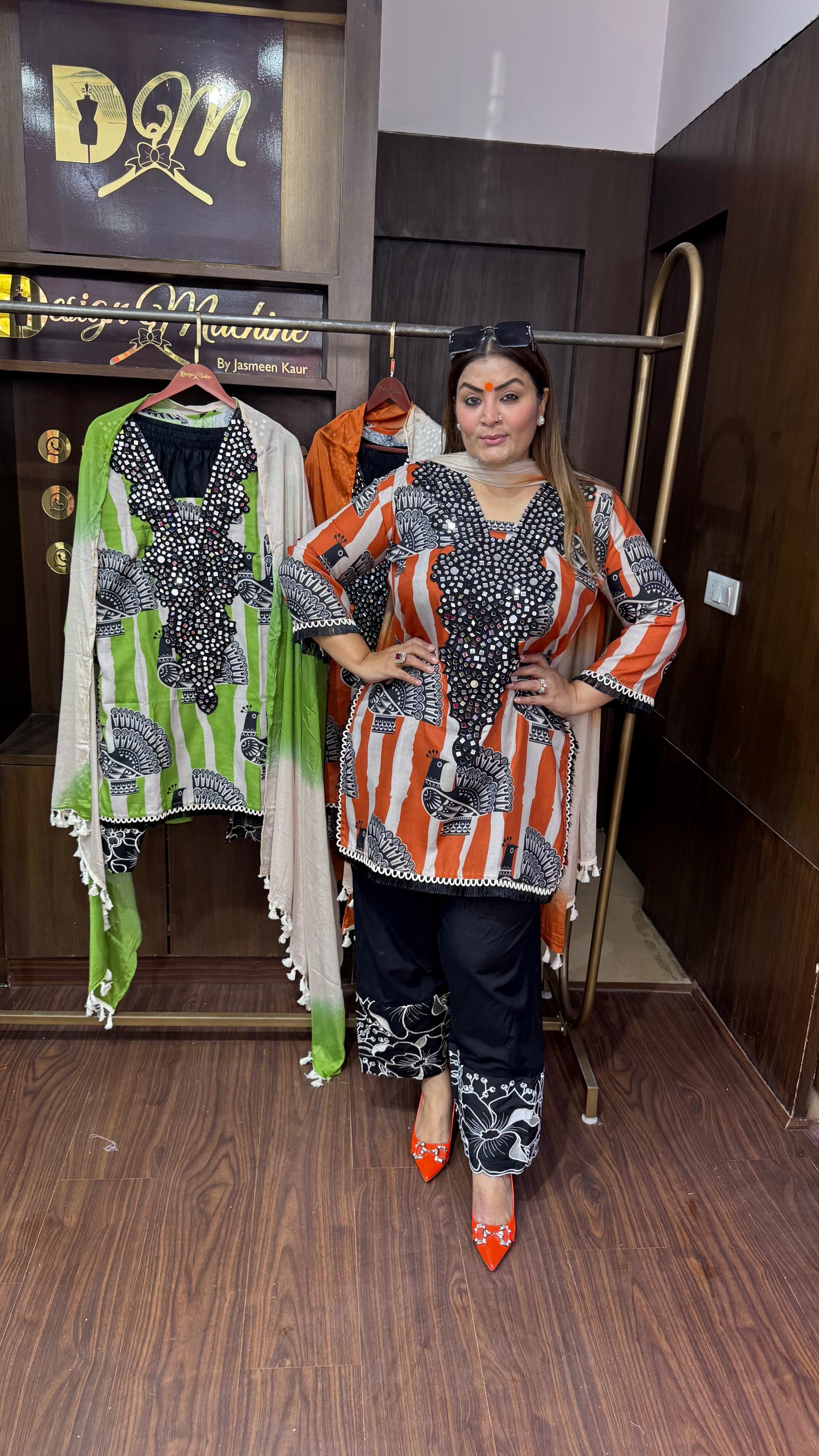 Niara (Malmal Cotton Farshi Salwar Suit)