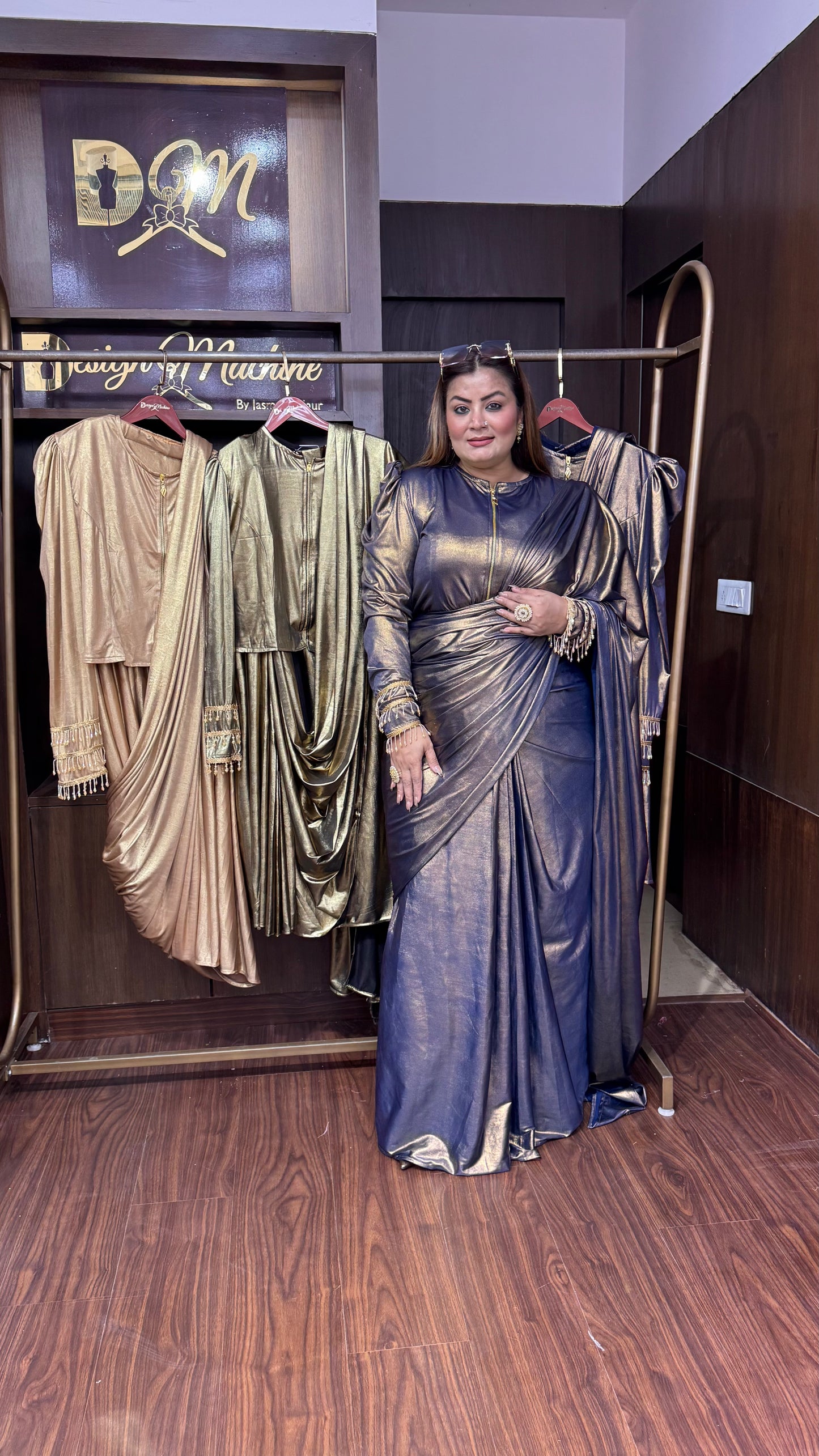 Vyanira (Readymade Saree)