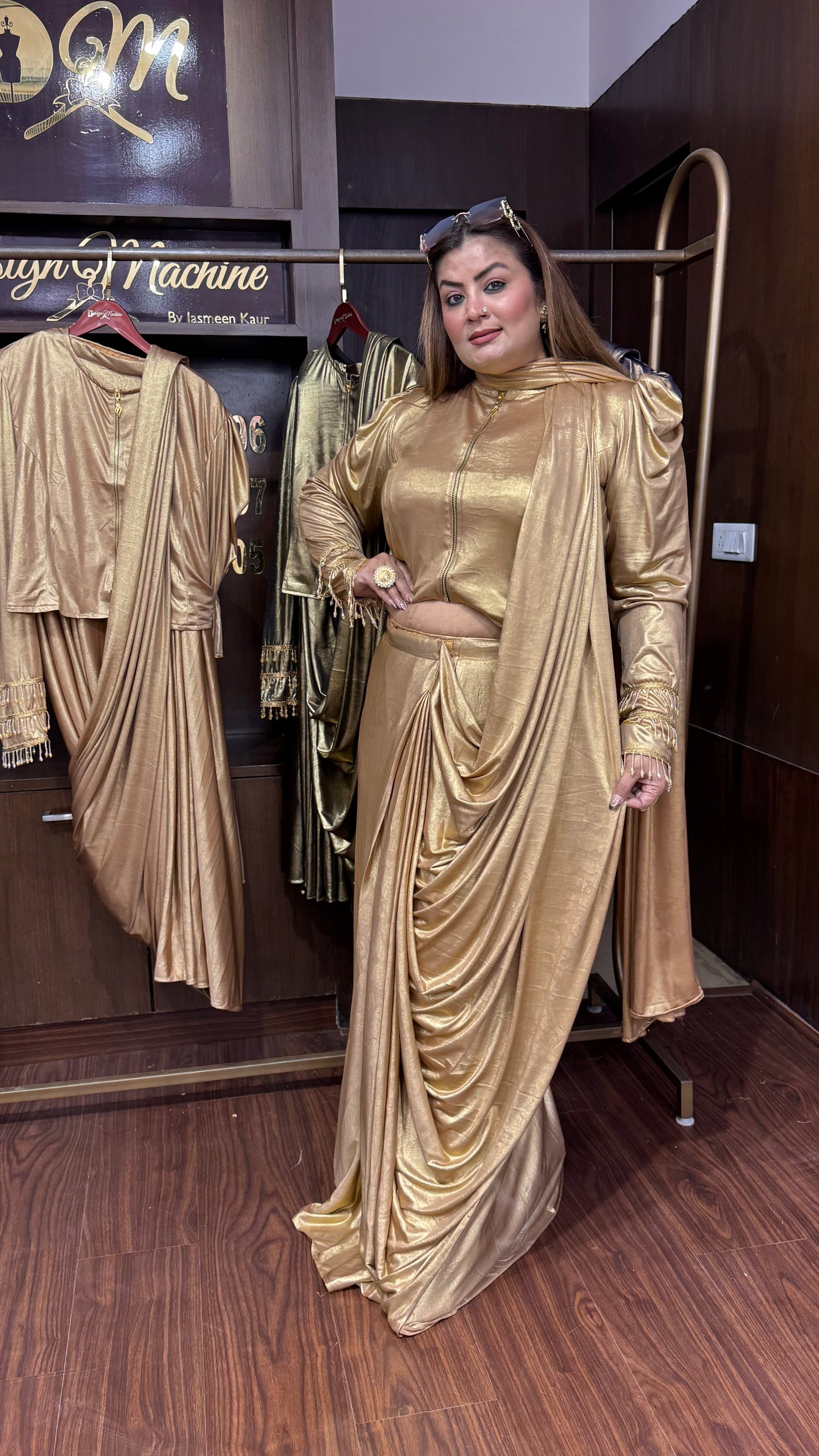 Vyanira (Readymade Saree)