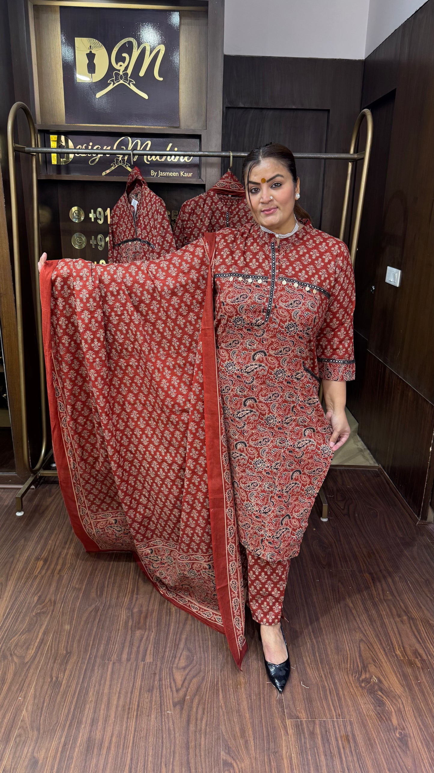 Tara (Masleen Cotton Suit)