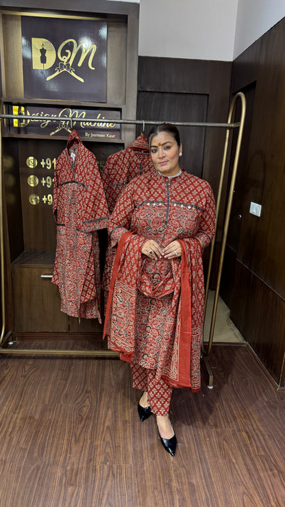 Tara (Masleen Cotton Suit)