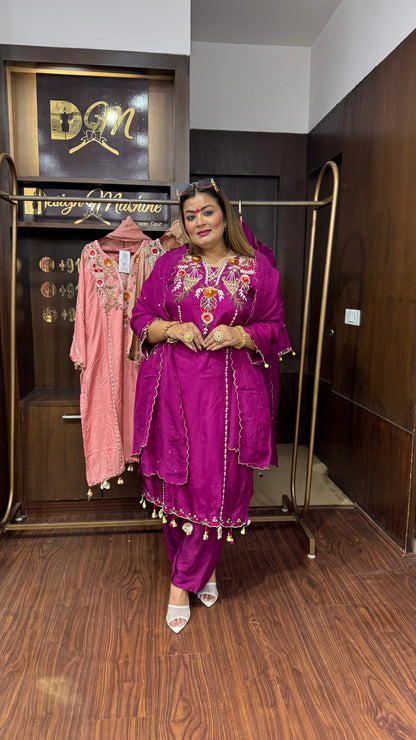 Zaynika (Stitched Suit)
