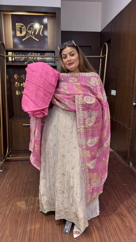 Rehnaya (Unstitch Suit)