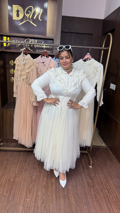 Avira (Korean Dress)