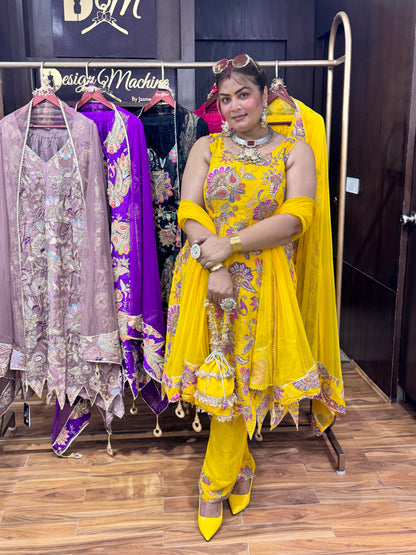 Crepe designer suit