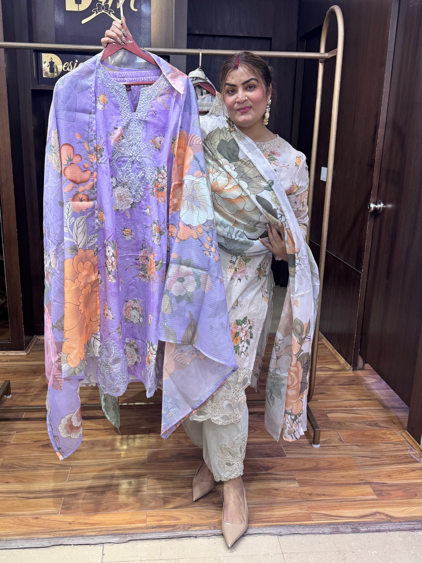 Saanvi Suits