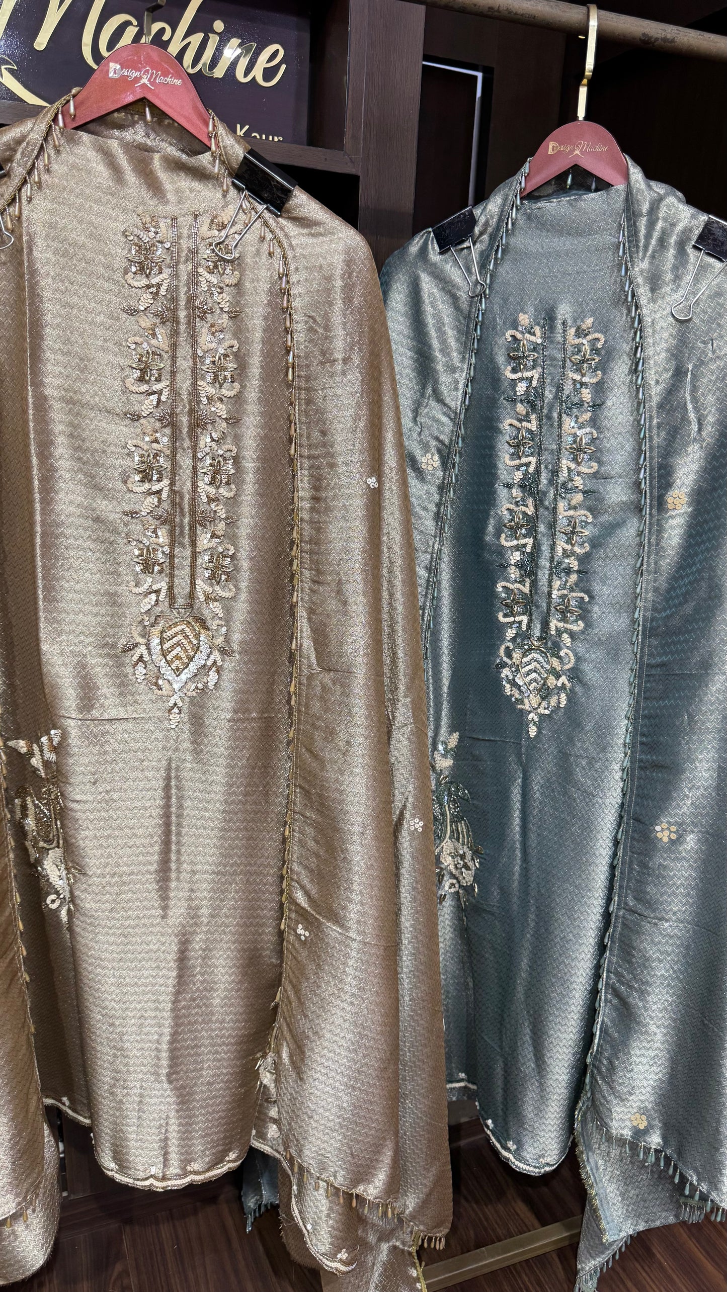 Reya (Glass Tissue Unstitch Suit))