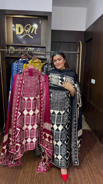 Ananya Gajji Silk (Unstitch Suit)