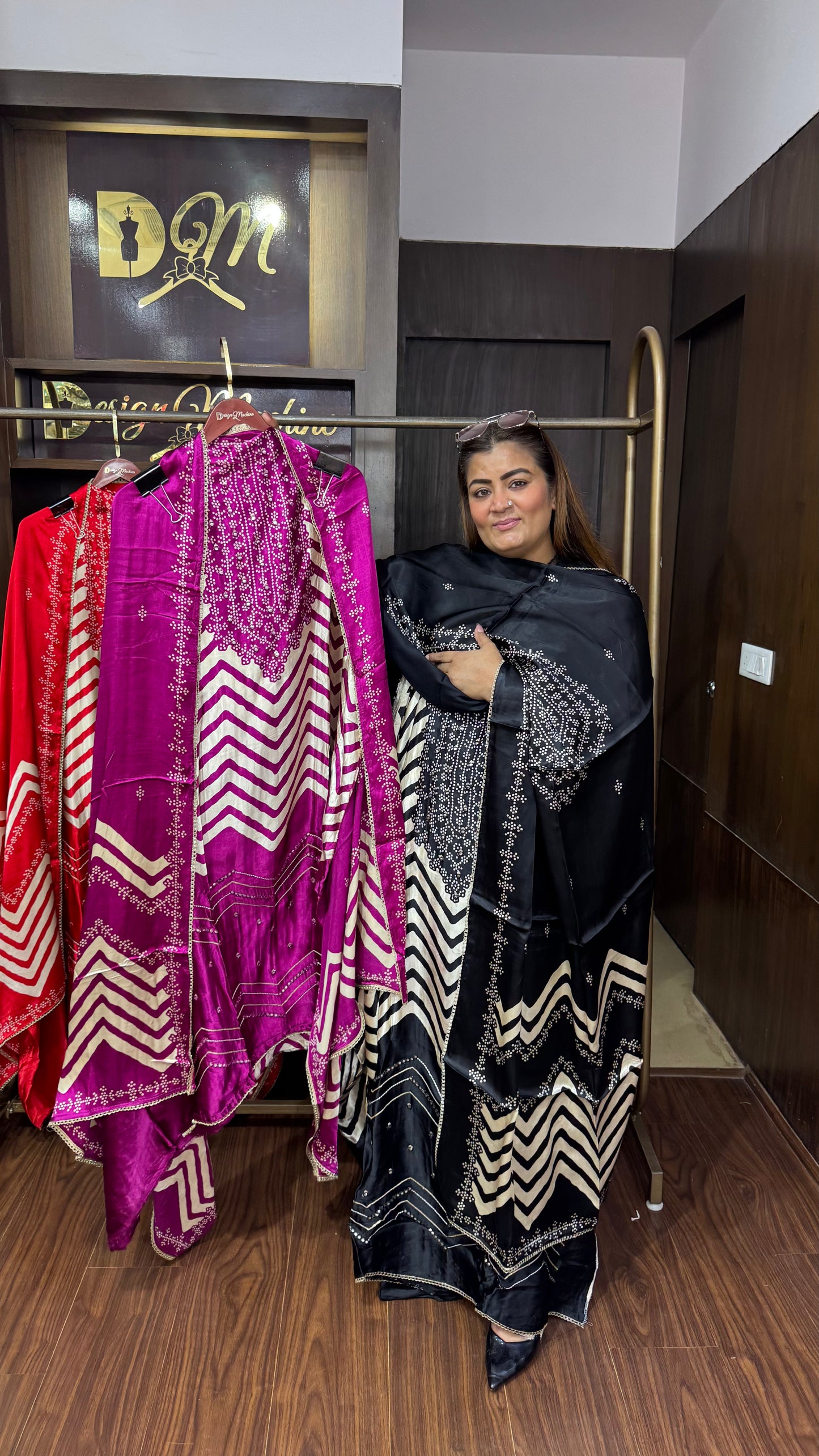Aaina Gajji Silk Fabric (Unstitch Suit)