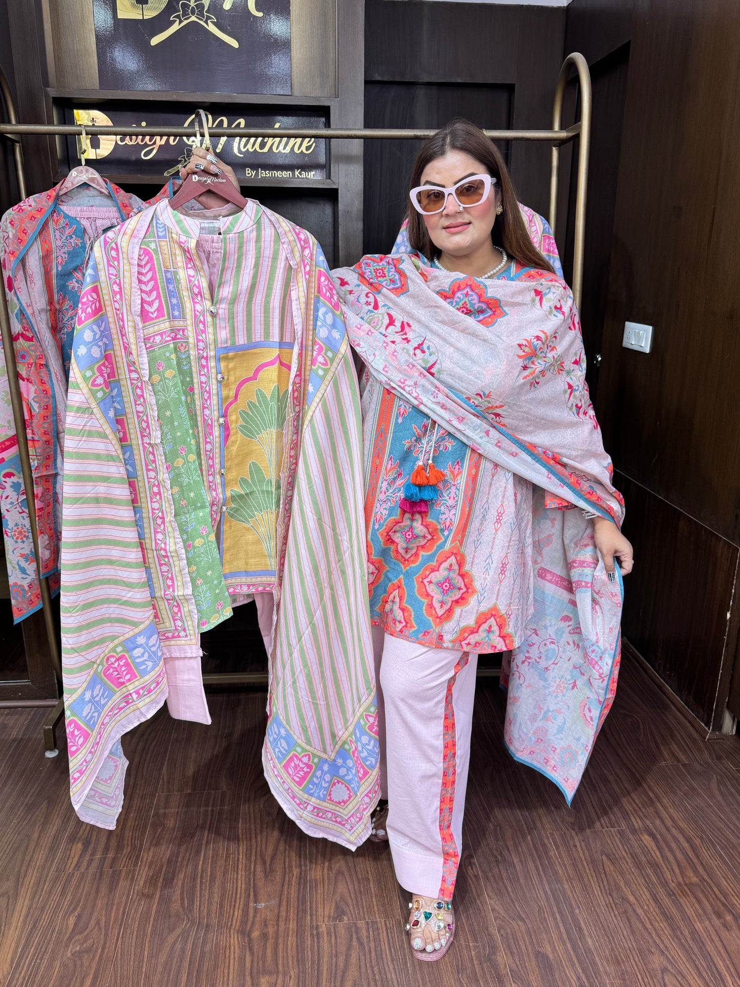 Aafra (Farshi Salwar Suit Cordset)