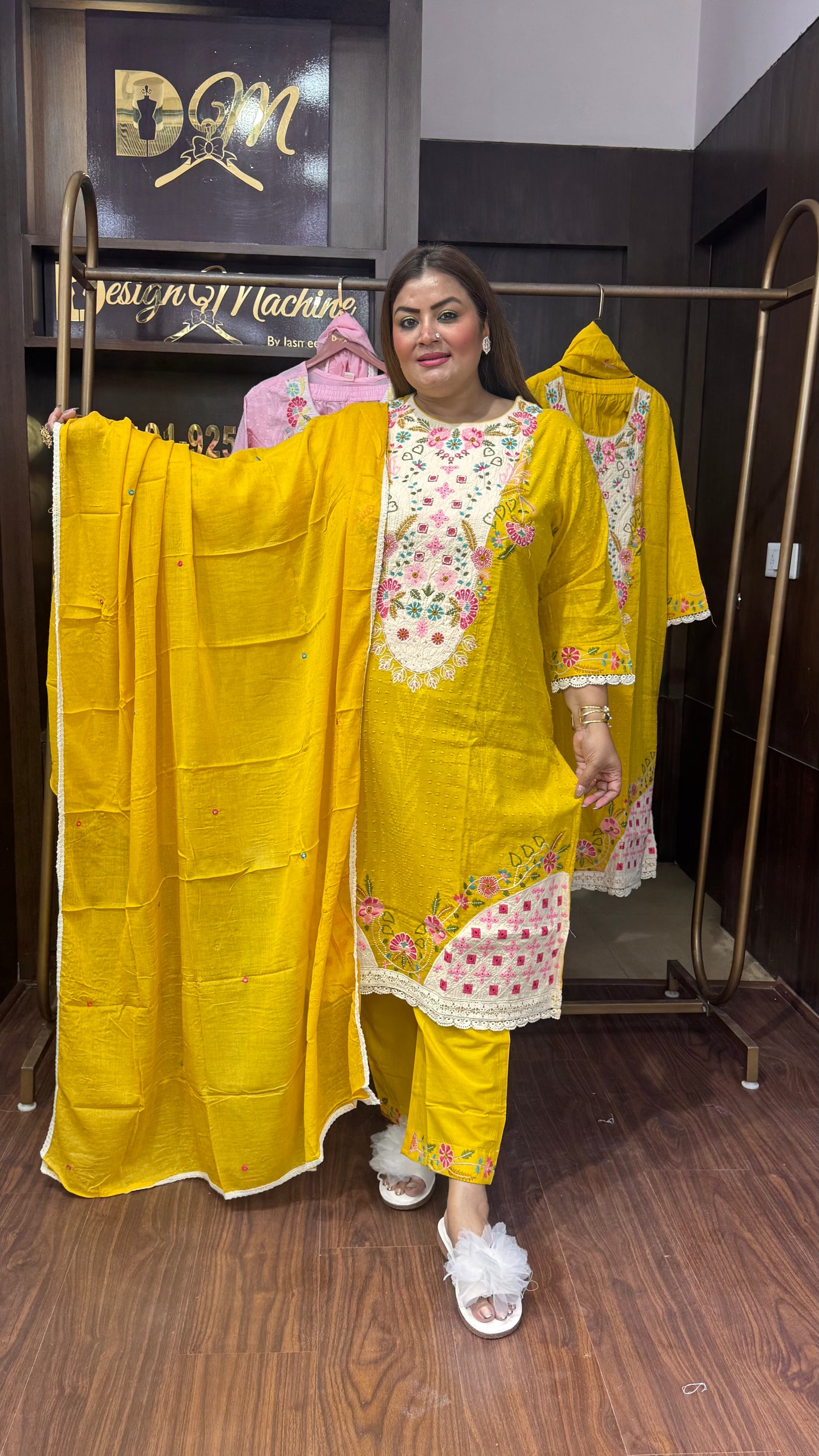 Riwaayat Cotton Suit