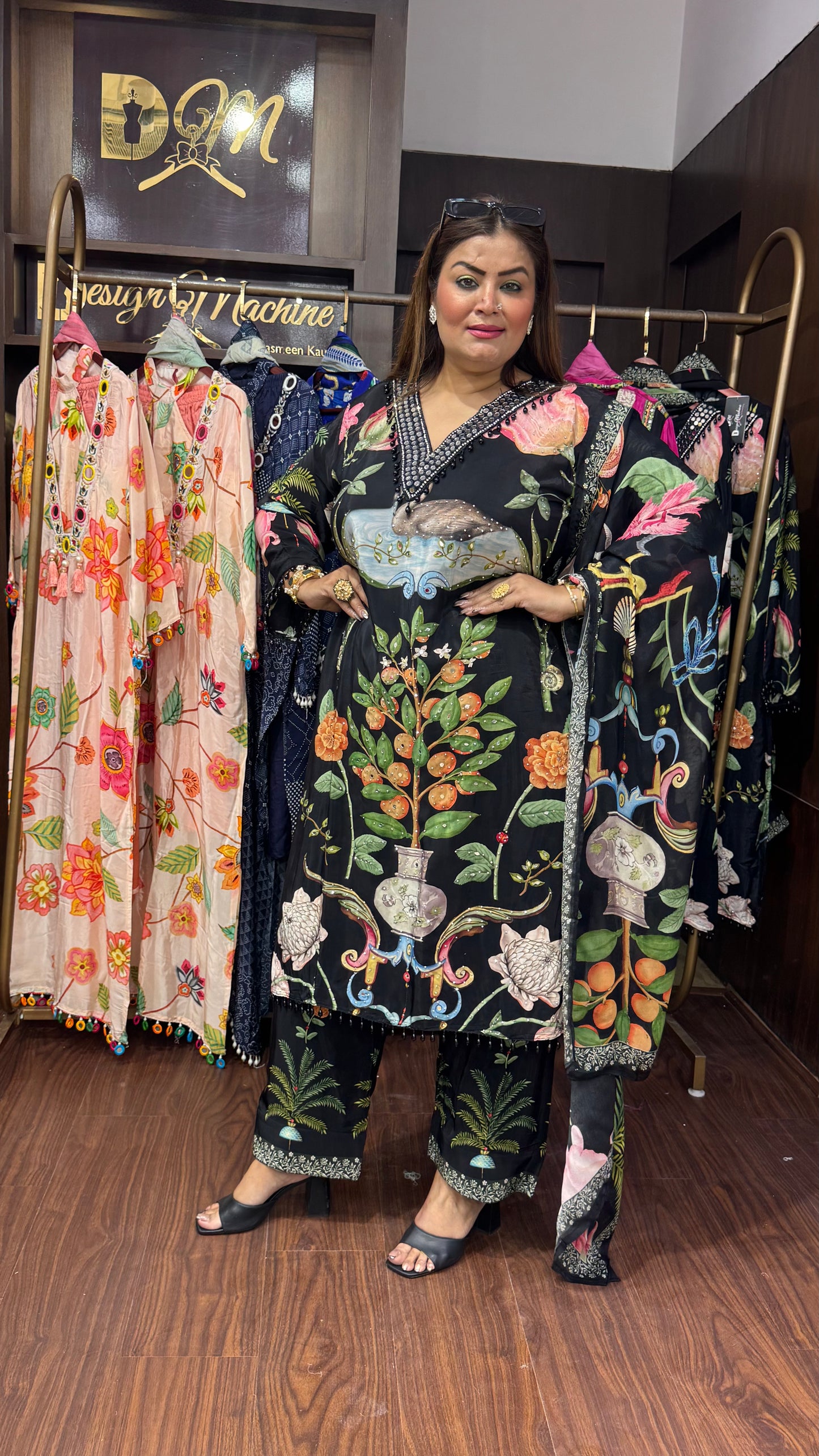 Riwaayat Crepe Suit