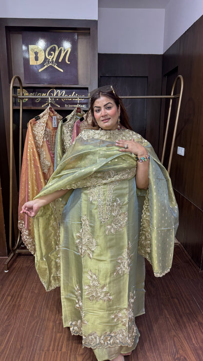 Ruhani (Glass Tissue Unstitch Suit)