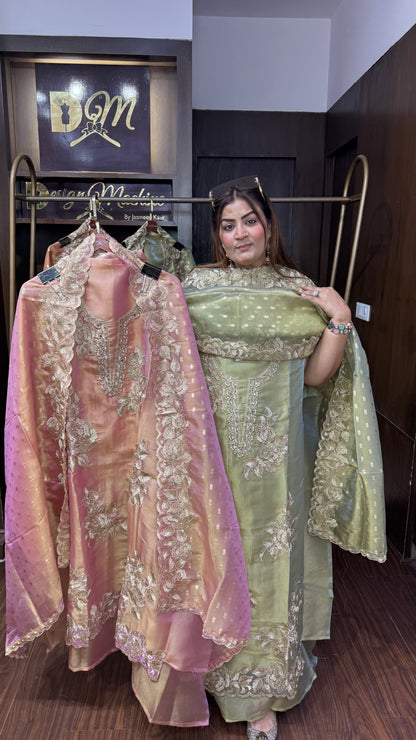 Ruhani (Glass Tissue Unstitch Suit)