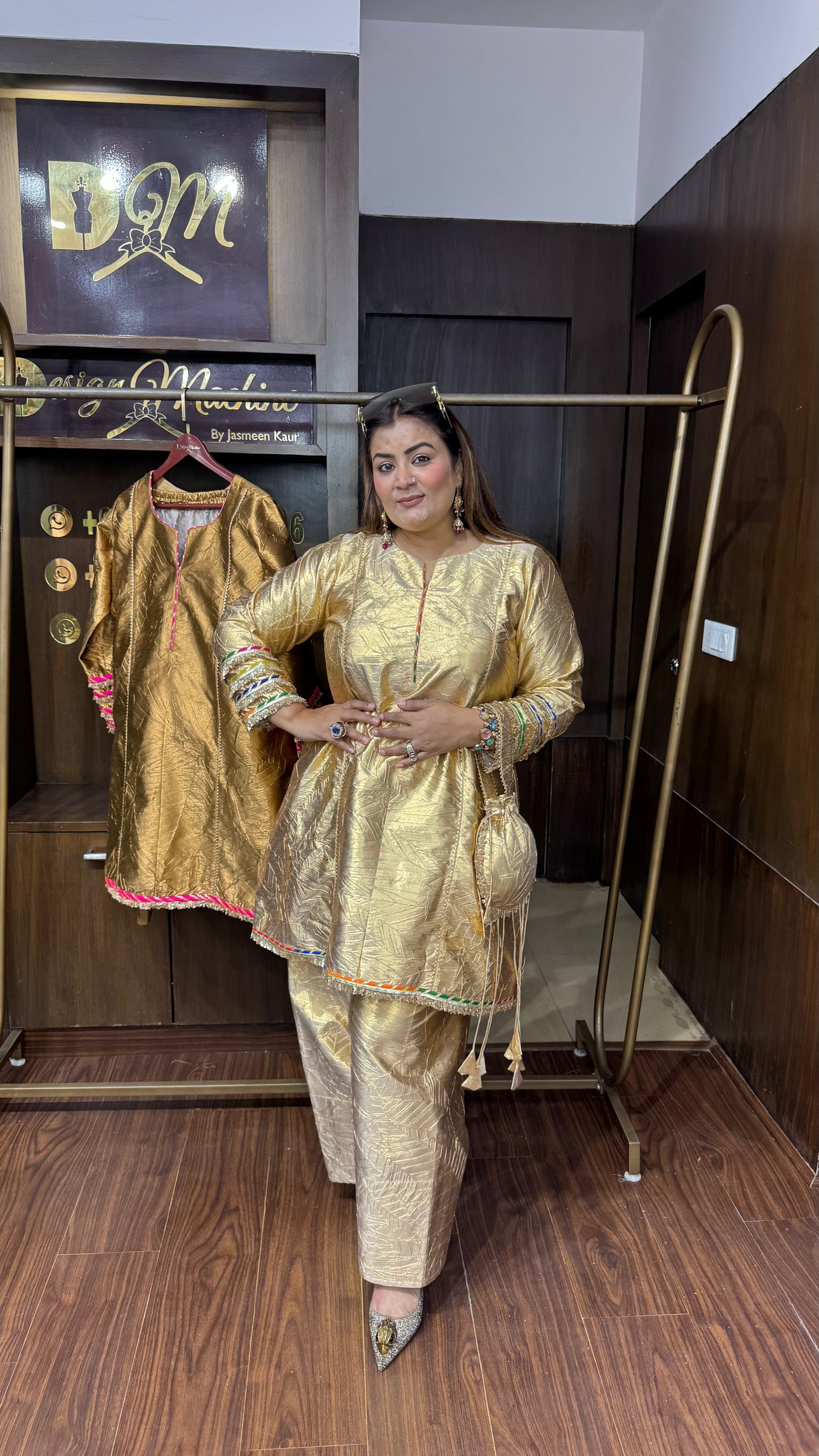 Glass Tissue Cordset With Potli