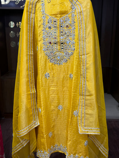 Meheriya Unstitched Suit