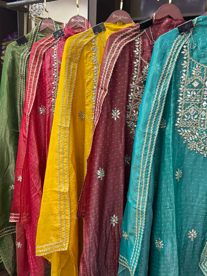 Meheriya Unstitched Suit