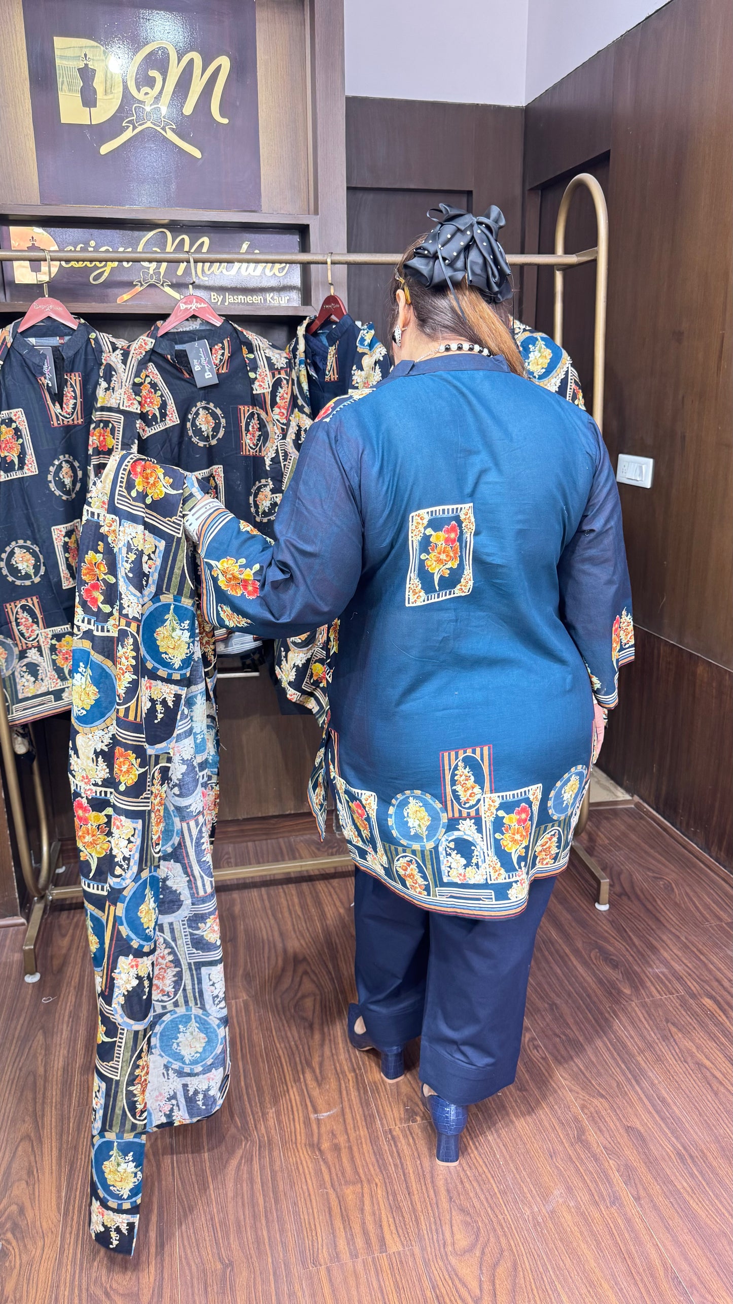 Vanya (Cotton Stitched Suit)