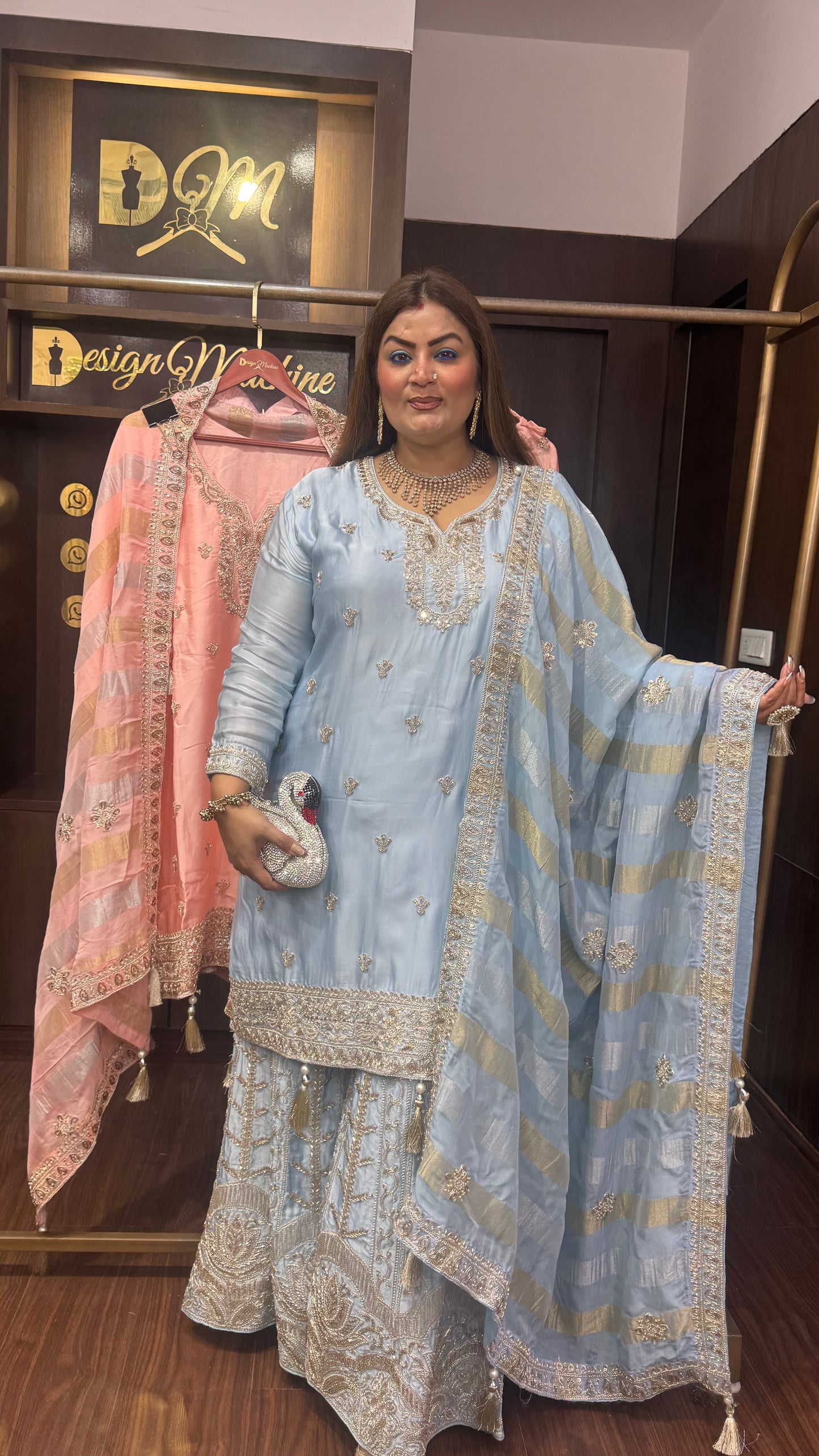 Riwaayat Sharara Suit