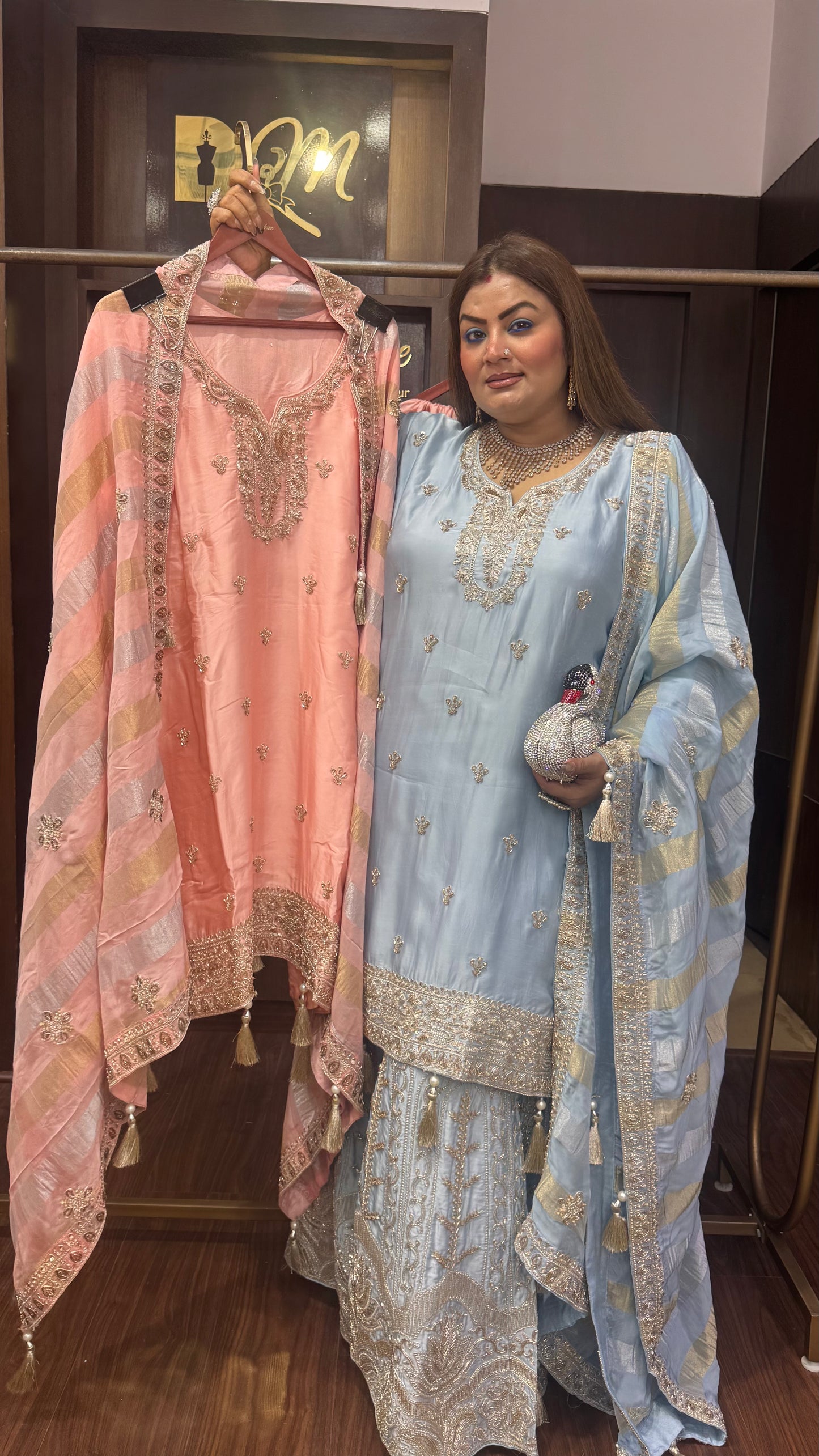 Riwaayat Sharara Suit