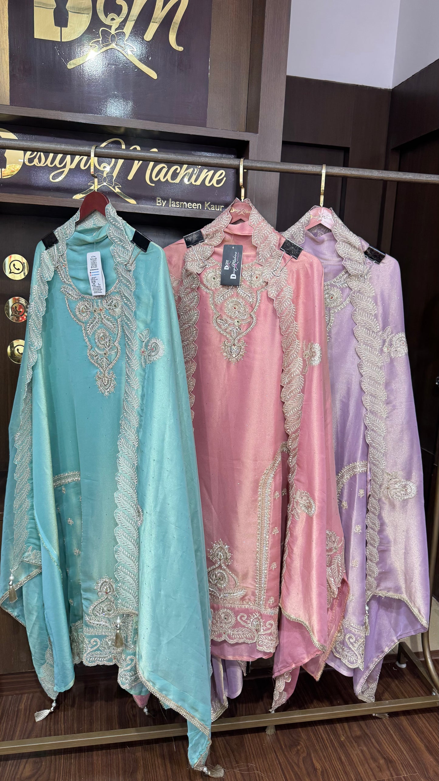 Anvi (Pure Glass Tissue Unstitch Suit)