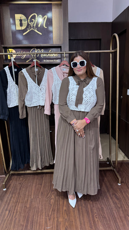 Avira (Dress)