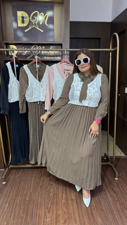 Avira (Dress)