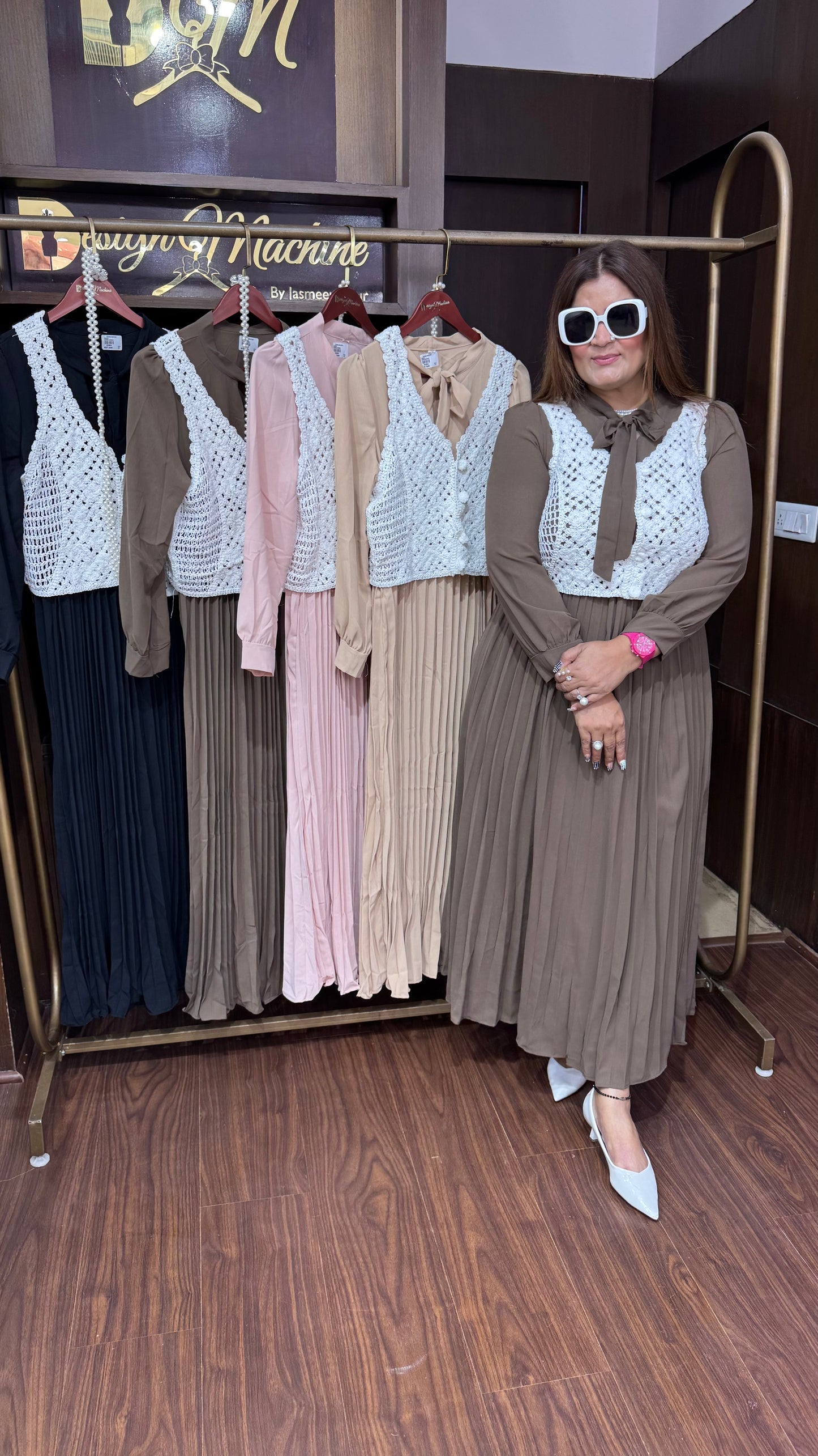 Avira (Dress)