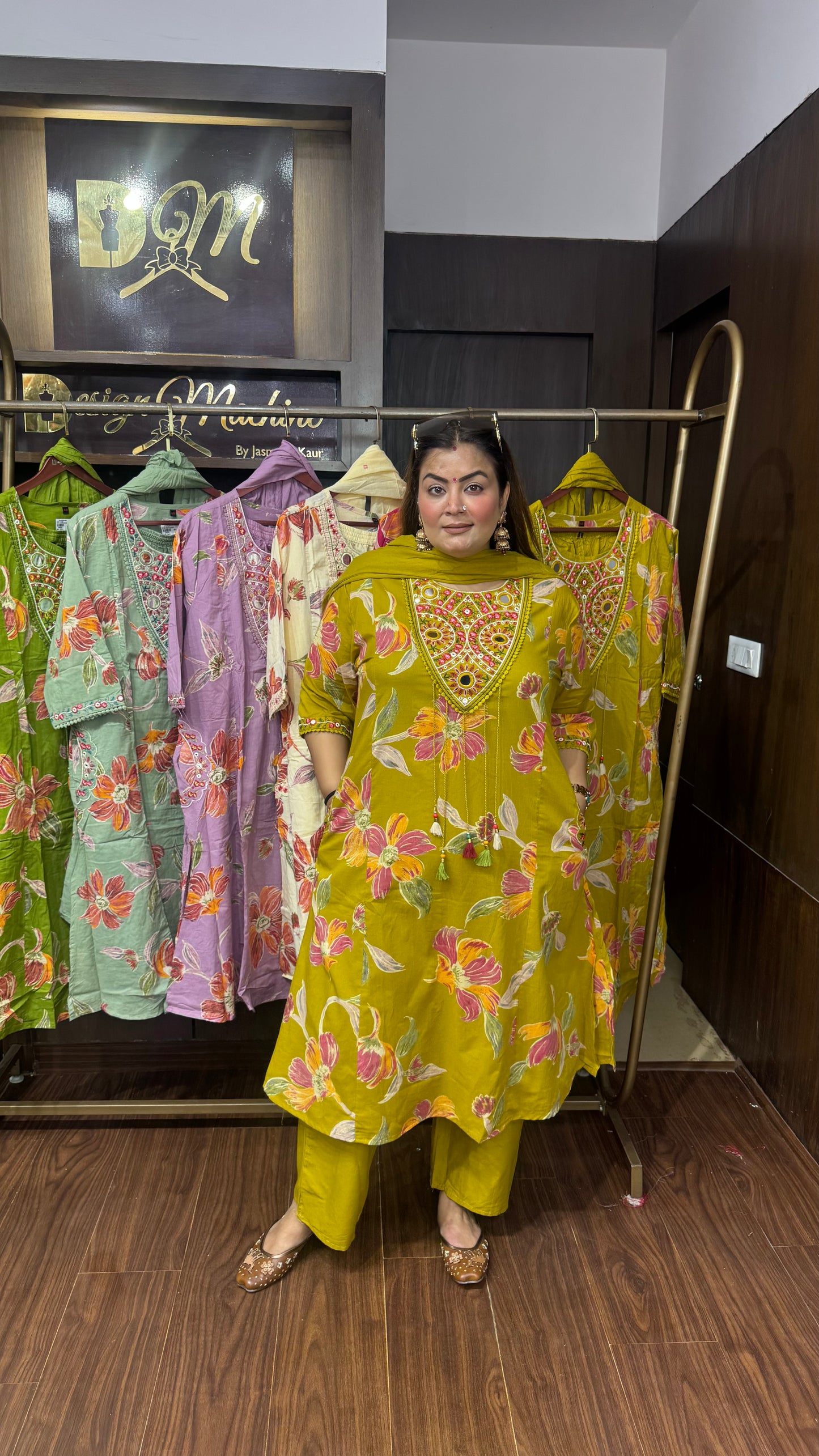 Kirti (Malmal Cotton Suit)