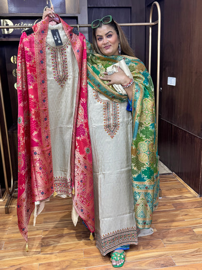 Inaayat Classic Suit with Banarasi Glam