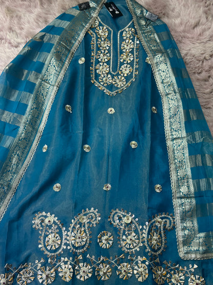 Azhyraa (Unstitched Suit)