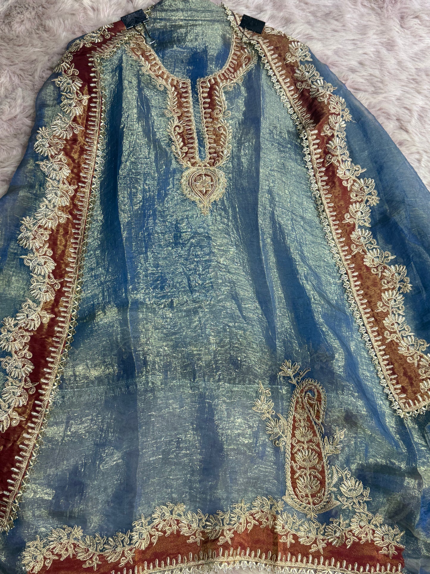 Mezaira (Unstitched Suit)
